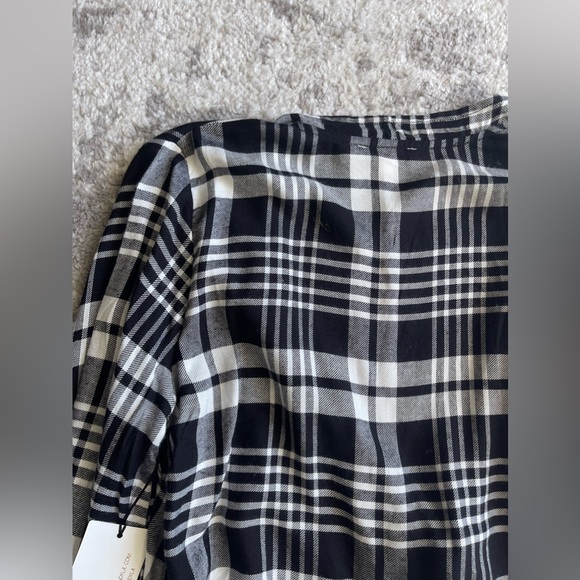 Cotton Candy LA | Long Sleeve plaid shirt with tied knot | NWT - Picture 7 of 8